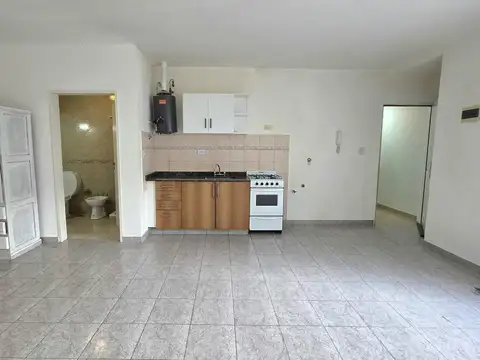 Depto Tipo Casa en Alquiler de Monoambiente