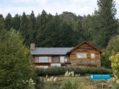 Venta casa sobre cancha y vistas golf  - Barrio Chapelco Golf - San Martin de los Andes