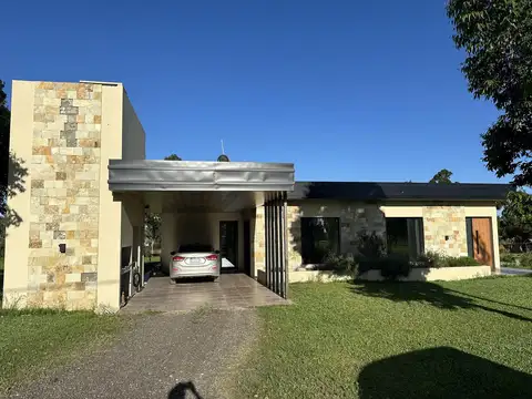 Casa en Venta en Ejido Colon, USD 165.000