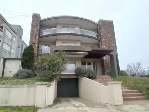 Oportunidad Venta dto 2amb c/ cochera a pasos del mar 