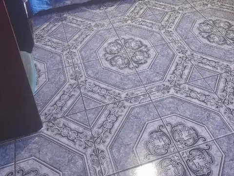 Casa en Moreno de dos planta y local comercial... 