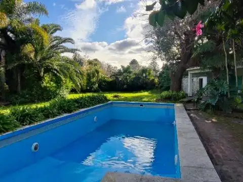 CASA EN VENTA 3 DORMITORIOS