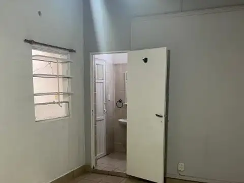 Depto Tipo Casa en Alquiler de 1 dormitorio