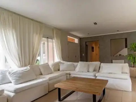Casa en venta en Barrio Valle Claro Benavidez