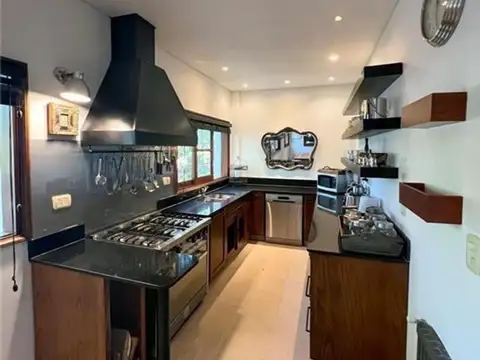 Casa en Venta de 4 dormitorios