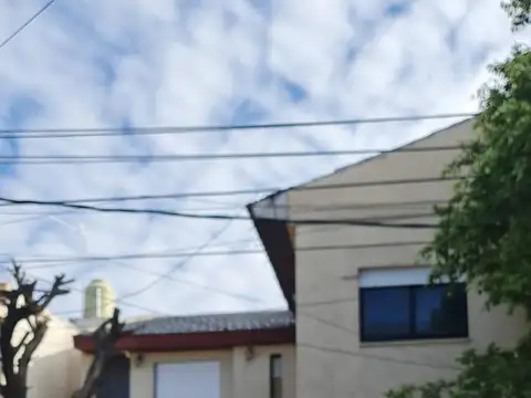 CASA 3 AMBIENTES. CASEROS