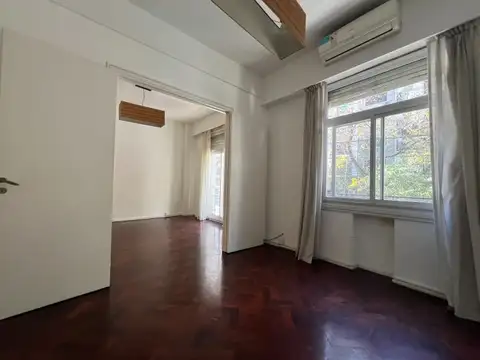 Avenida Coronel Díaz 2500, Piso 1