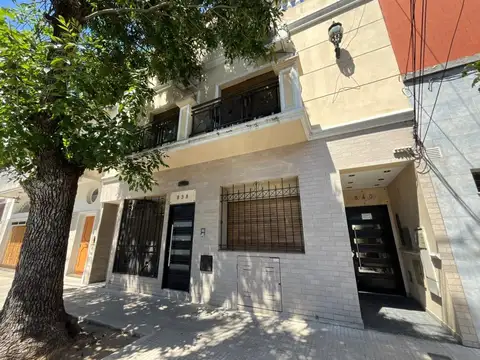 ALQUILER PH 2 AMB PB AMPLIO C PATIO MUY LUMINOSO 