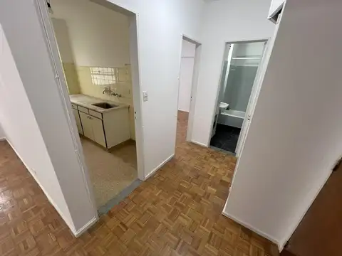 Muy buen Depto./Oficina de dos ambientes  - Apto Profesional - 39m2