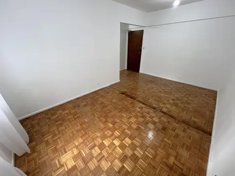 Oficina 2 ambientes con 1 baño