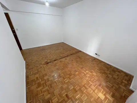 Oficina en Alquiler 55 años