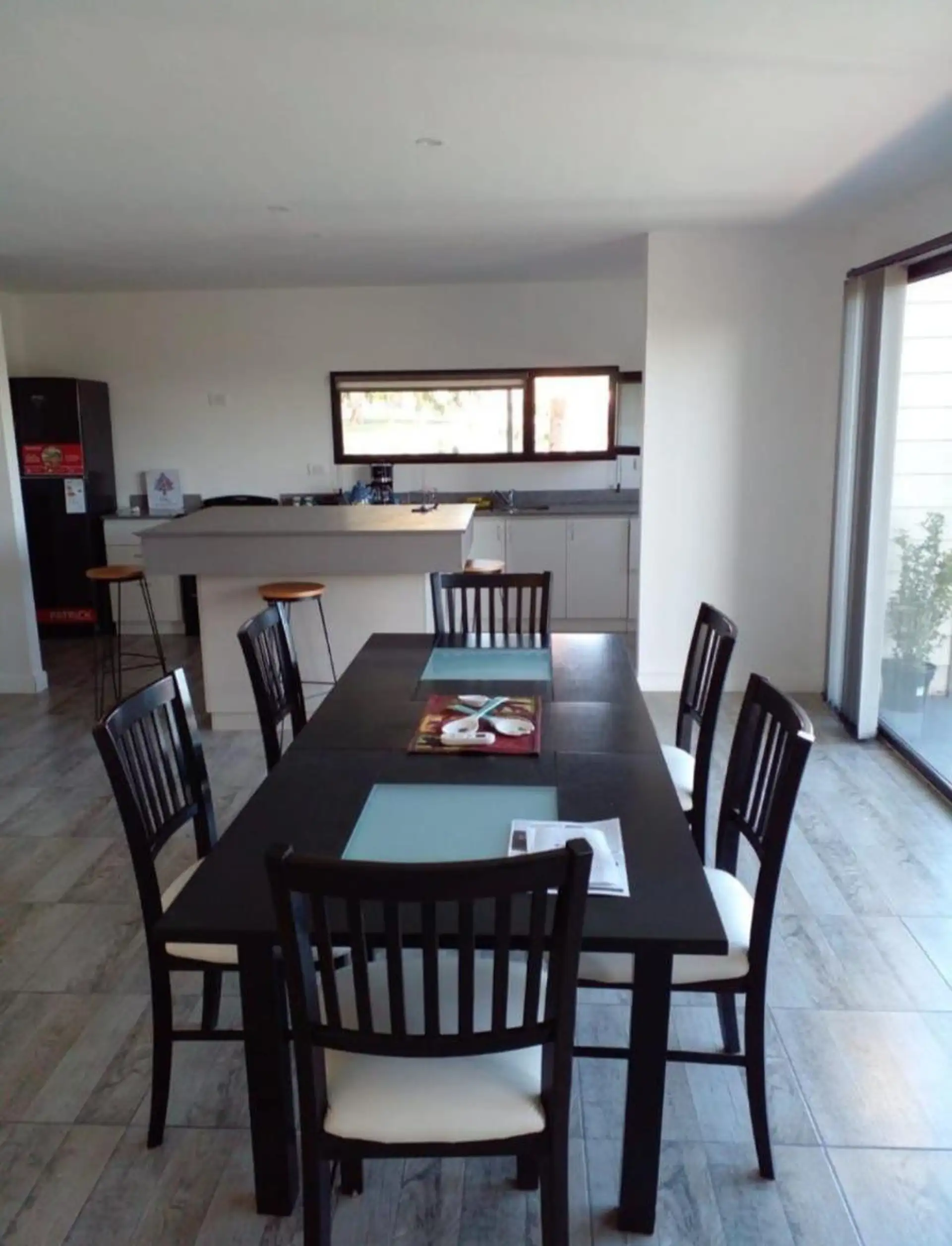 Casa 3 amb.barrio residencial La Aurelia