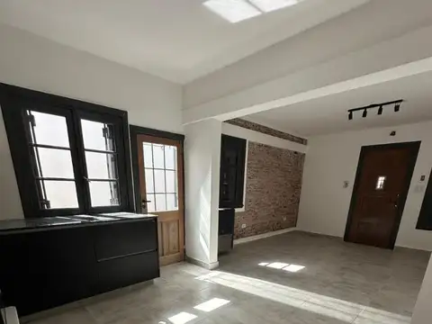 Depto Tipo Casa en Venta de 4 ambientes