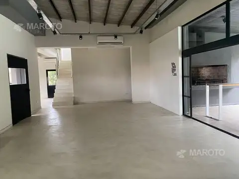 Casa 5 ambientes con 3 baños