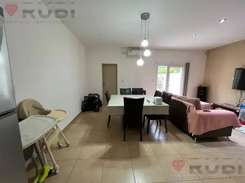Depto Tipo Casa en Venta en Centenario, USD 150.000