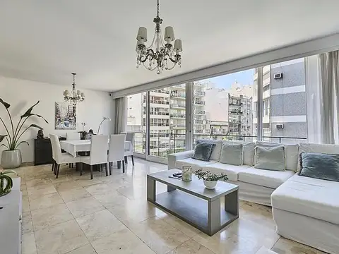 Departamento de cuatro  ambientes Pueyrredon y Guido. Alquiler. Recoleta.