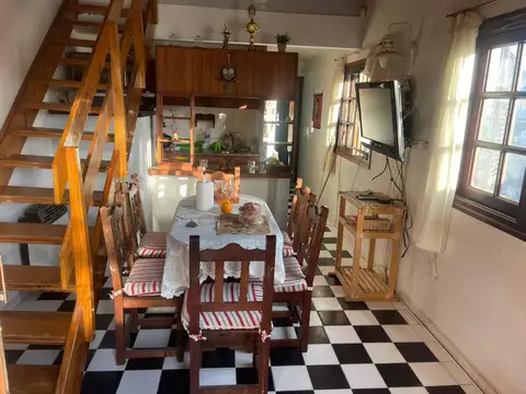 Depto Tipo Casa en Venta de 3 ambientes