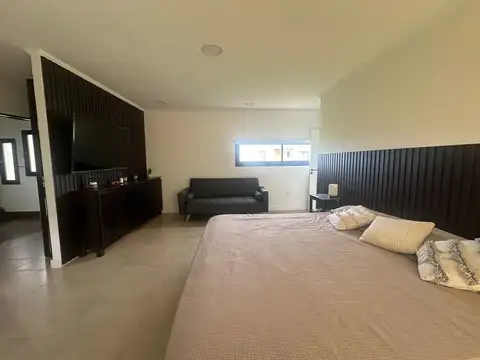 Casa en Venta en Miramar, USD 220.000