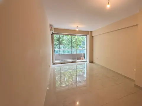 Venta departamento monoambiente con balcón y pileta en Belgrano Apto crédito