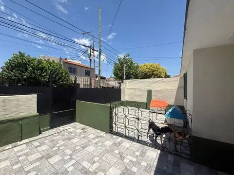 Depto Tipo Casa en Alquiler de 2 ambientes