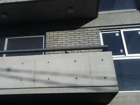Cacique Catriel , Piso 1°