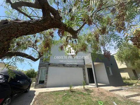 Casa en venta 4 ambientes amoblada y pileta. Barrio Santa Elena. Pilar del Este. 100