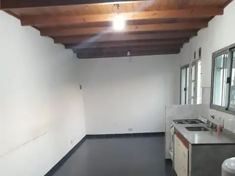 E Lamarca 1500, Piso 2