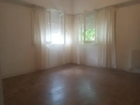 SE VENDE-PERMUTA DPTO PLANTA ALTA,   AYACUCHO