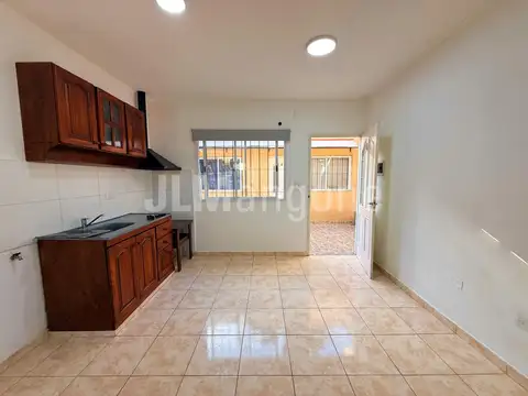 Depto Tipo Casa en Alquiler en Haedo, $ 500.000