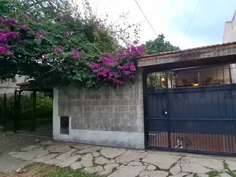 VENTA PH 4 AMBIENTE CON JARDIN, PARRILLA, GARAGE Y TERRAZA - BANFIELD