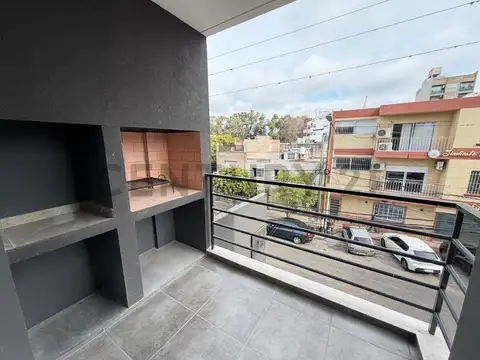 VENTA DEPARTAMENTO 3 AMB A ESTRENAR EN SANTOS LUGARES CON PARRILLA EN BALCON - VENTA