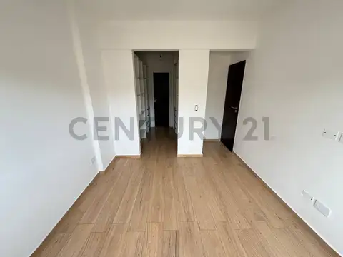 VENTA DEPARTAMENTO 3 AMB A ESTRENAR EN SANTOS LUGARES CON PARRILLA EN BALCON - VENTA