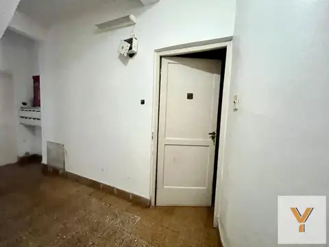 Casa 5 ambientes con 1 baño