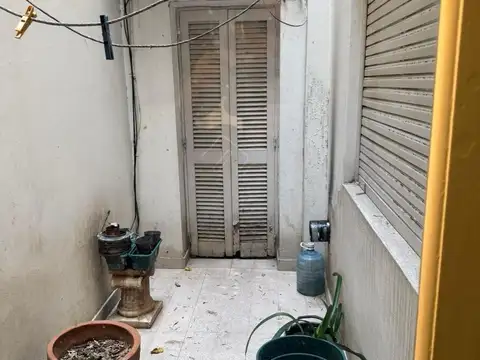 Casa 5 ambientes con 1 baño