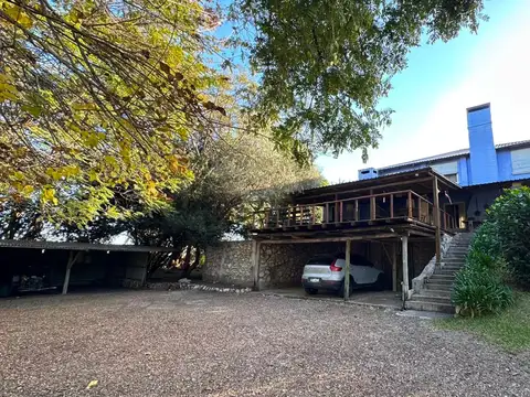Casa en Venta con 1 cochera