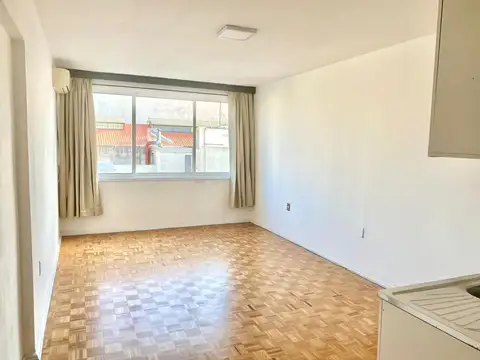 Apartamento monoambiente en alquiler Ciudad Vieja