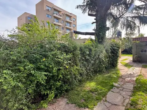 VENTA LOTE/CASA MULTIFAMILAR MORENO CENTRO