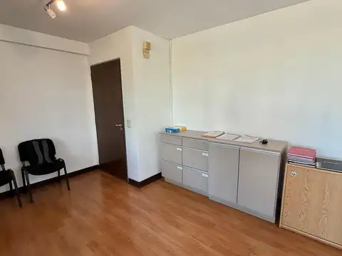 Oficina en Alquiler en Mendoza, $ 700.000