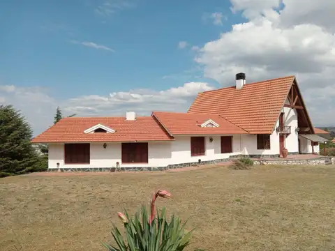 Casa en Venta en La Falda, Punilla