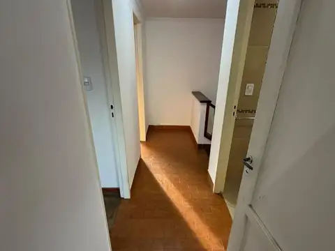 Casa en Alquiler con 1 cochera