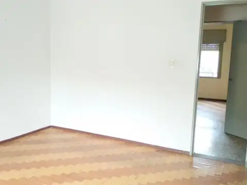 Depto Tipo Casa en Venta al Este