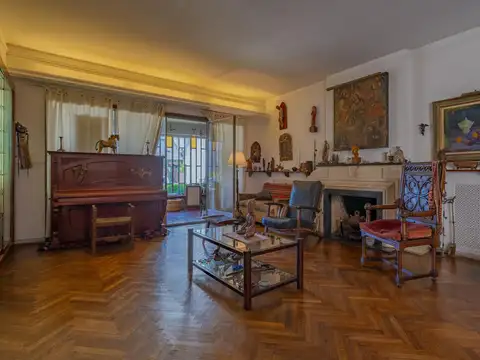 Chalet en el tradicional entorno del barrio Chauvín.