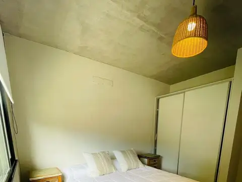 Casa 2 ambientes con 1 baño