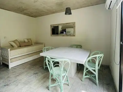 Casa en Venta en Complejo en Pinamar c/ Cochera Patio y Parrilla