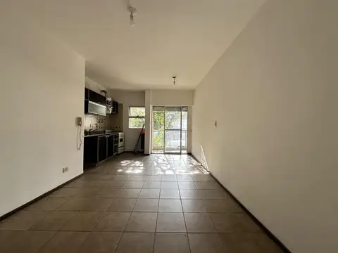 Venta monoambiente con balcón. Luis Agote - Rosario.