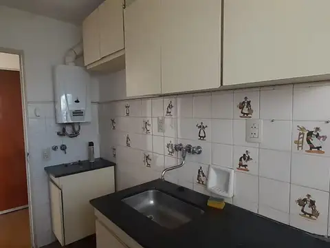 Departamento en Alquiler en Remedios de Escalada, $ 570.000