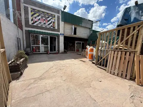 Galpón En Venta 300 m2 Sobre Ruta - Francisco Alvarez, Moreno