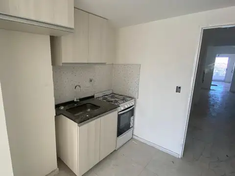Departamento en Venta en Chacarita, USD 99.000