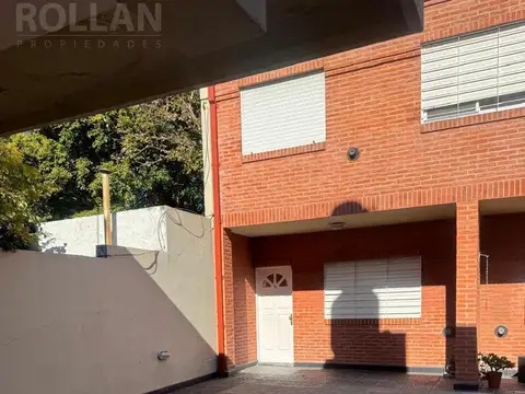 Casa en Alquiler de 3 dormitorios