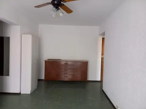 Departamento 1 dormitorio céntrico. Piso 10